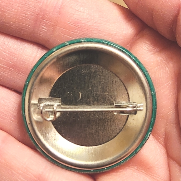 Creative Irish Gifts Shamrock Earrings & Irish For A Day Button - Picture 5 of 5